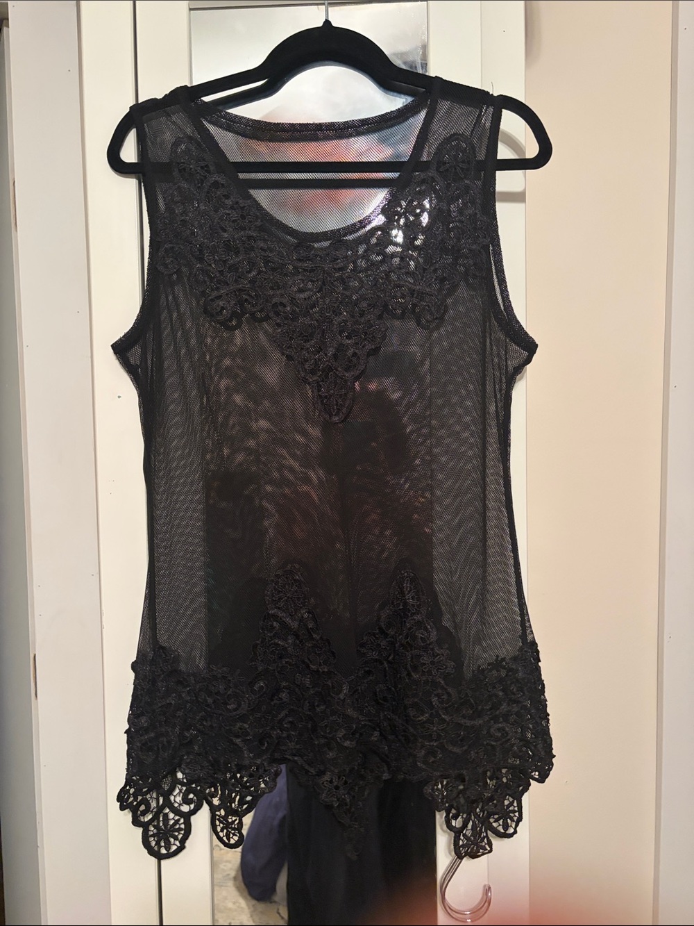 Black Lace Appliqué Mesh Tank Top - Women